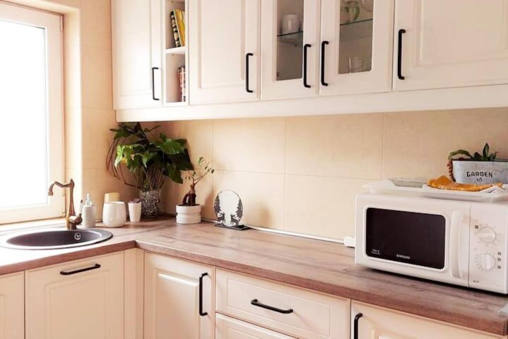 בוקרשט Cosy Boutique 61 Sqm Apartment - Private Parking - Ten Blocks Residence מראה חיצוני תמונה